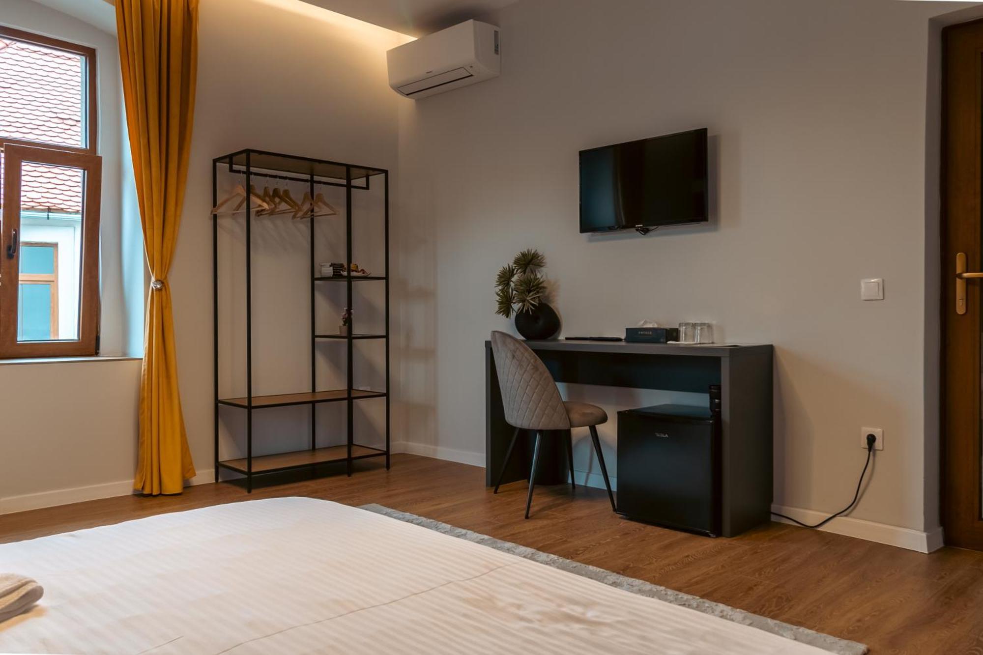 Hotel Epic Boutique à Sibiu Extérieur photo